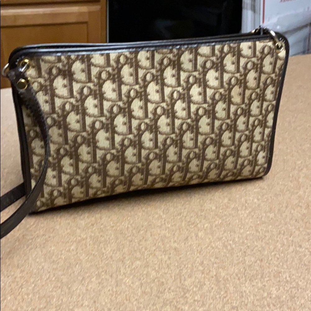 Dior Shoulder Bag - Picture 4 of 8